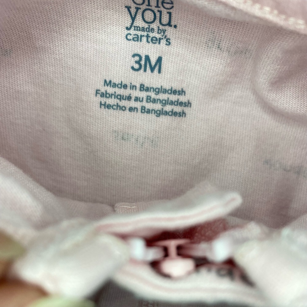 Carters girl pajamas - Picture 2 of 3